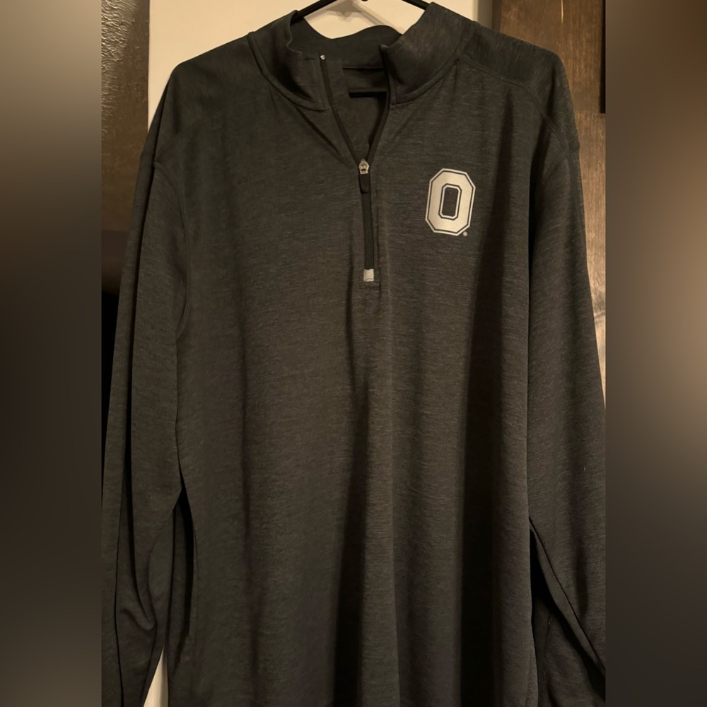 Men’s Ohio State Shirt.